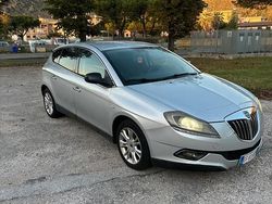 Grigio Usata 2010 Lancia Delta Due volumi | 4000 € (Buon prezzo)