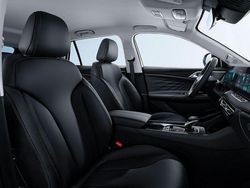 Argento Nuova 2025 MG HS Luxury SUV | 32.800 € (Cara)