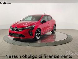 Rosso Nuova 2025 Mitsubishi Colt Invite Tre volumi | 17.900 € (Buon prezzo)
