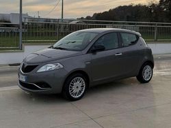 Grigio Usata 2017 Lancia Ypsilon Platinum Due volumi | 7600 € (Buon prezzo)