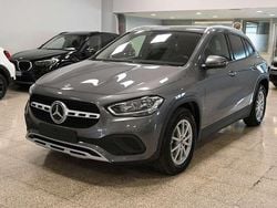 Grigio Usata 2022 Mercedes GLA180 Business SUV | 31.600 € (Buon prezzo)