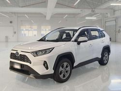 Bianco Usata 2022 Toyota RAV4 Hybrid Business Edition SUV | 27.500 € (Buon prezzo)