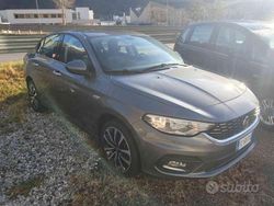 Bronzo Usata 2016 Fiat Tipo Lounge Tre volumi | 7500 € (Buon prezzo)