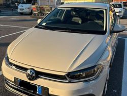 Beige Usata 2023 VW Polo Style Tre volumi | 16.900 € (Buon prezzo)