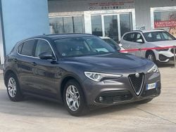Grigio Usata 2017 Alfa Romeo Stelvio Business SUV | 13.000 € (Ottimo prezzo)