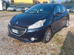 Blu Usata 2015 Peugeot 208 Allure Due volumi | 5500 € (Buon prezzo)