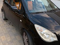 Nero Usata 2010 Opel Agila Enjoy Due volumi | 2000 €