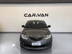 Grigio Usata 2023 Lancia Ypsilon Gold Due volumi | 13.490 € (Buon prezzo)