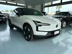 Bianco Usata 2023 Volvo EX30 Ultra SUV | 40.990 € (Ottimo prezzo)