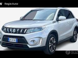Grigio Usata 2023 Suzuki Vitara SUV | 19.900 € (Ottimo prezzo)