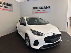 Bianco Nuova 2025 Mazda 2 Prime-Line Tre volumi | 18.990 € (Buon prezzo)