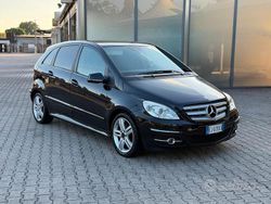 Nero Usata 2011 Mercedes B180 Monovolume | 3300 € (Ottimo prezzo)