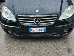 Nero Usata 2005 Mercedes A170 Avantgarde Tre volumi | 1950 € (Super prezzo)