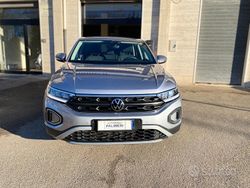 Grigio Usata 2023 VW T-Roc Life SUV | 18.999 € (Ottimo prezzo)