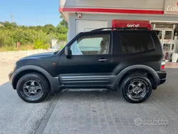 Nero Usata 2001 Mitsubishi Pajero SUV | 8500 € (Buon prezzo)