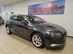 Grigio manhattan metallizzato Usata 2024 Audi A3 e-tron Advanced Due volumi | 29.900 € (Ottimo prezzo)