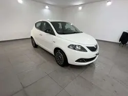 Bianco Usata 2024 Lancia Ypsilon S Due volumi | 13.800 € (Buon prezzo)