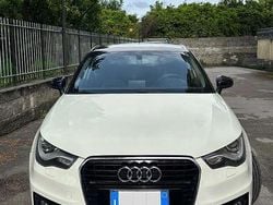 Bianco Usata 2012 Audi A1 Sportback Ambition Due volumi | 8500 € (Ottimo prezzo)