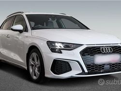 Bianco Usata 2021 Audi A3 S-Line Tre volumi | 28.450 € (Molto cara)