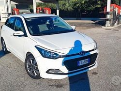 Bianco Usata 2016 Hyundai i20 Tre volumi | 7000 € (Cara)