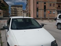 Bianco Usata 1998 Fiat Punto Due volumi | 1300 € (Molto cara)