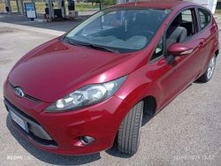 Lilla Usata 2009 Ford Fiesta Tre volumi | 3400 € (Buon prezzo)