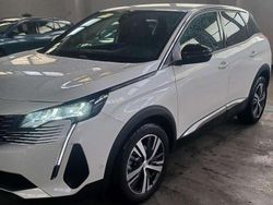 Bianco Usata 2023 Peugeot 3008 Allure SUV | 22.000 € (Buon prezzo)