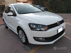 Bianco Usata 2011 VW Polo Highline Tre volumi | 4300 € (Ottimo prezzo)