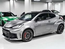 Palladium grey Usata 2024 Toyota Yaris Tre volumi | 49.500 € (Ottimo prezzo)