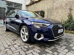 Blu/azzurro Usata 2022 Audi A3 Advanced Tre volumi | 29.990 € (Buon prezzo)