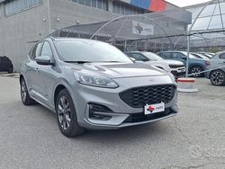 Grigio Usata 2021 Ford Kuga ST-Line SUV | 19.450 € (Buon prezzo)