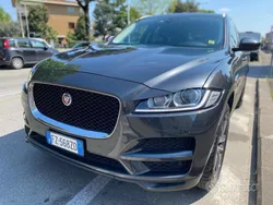 Grigio topo Usata 2020 Jaguar F-Pace Chequered Flag SUV | 27.500 € (Ottimo prezzo)