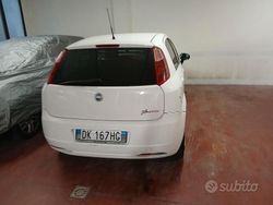 Bianco Usata 2007 Fiat Punto Tre volumi | 2500 €
