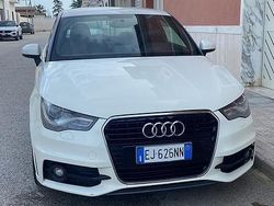 Bianco Usata 2011 Audi A1 S-Line Due volumi | 6000 €