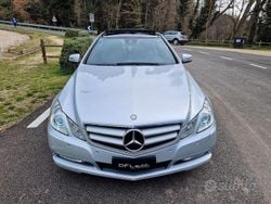 Grigio Usata 2013 Mercedes E220 Coupé | 15.800 € (Buon prezzo)