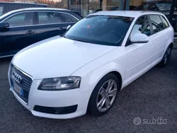 Bianco Usata 2009 Audi A3 Ambiente Tre volumi | 5700 € (Buon prezzo)