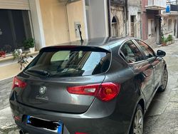 Usata 2014 Alfa Romeo Giulietta Due volumi | 8000 € (Cara)