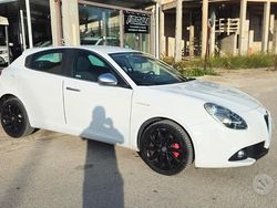 Bianco Usata 2017 Alfa Romeo Giulietta Super Tre volumi | 9900 € (Buon prezzo)