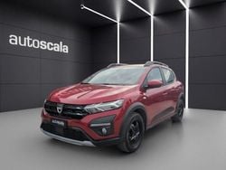 Rosso fusion Usata 2022 Dacia Sandero Comfort Tre volumi | 13.990 € (Buon prezzo)