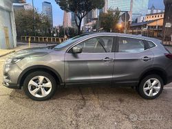 Grigio Usata 2020 Nissan Qashqai SUV | 14.500 €