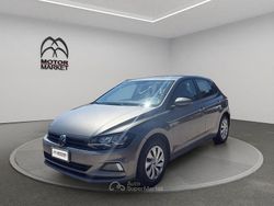 Grigio / gray Usata 2021 VW Polo Trendline Tre volumi | 13.700 € (Ottimo prezzo)