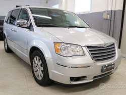 Grigio Usata 2011 Chrysler Grand Voyager Touring Monovolume | 5900 € (Buon prezzo)