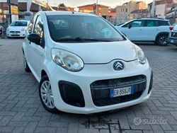 Bianco Usata 2013 Citroën C1 Attraction Due volumi | 4250 € (Buon prezzo)