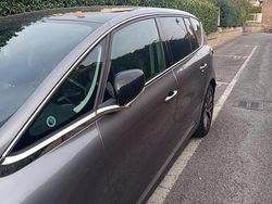 Marrone Usata 2017 Renault Espace Tre volumi | 9000 € (Cara)