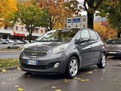 Grigio Usata 2012 Kia Venga Due volumi | 6500 € (Buon prezzo)