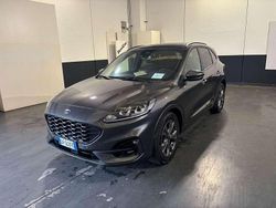 Grigio Usata 2024 Ford Kuga ST-Line SUV | 26.490 € (Buon prezzo)