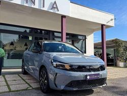 Grafit grey Nuova 2025 Opel Corsa S Tre volumi | 15.390 € (Buon prezzo)