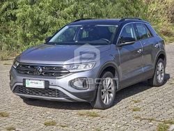 Grigio Usata 2023 VW T-Roc Life SUV | 23.300 € (Buon prezzo)