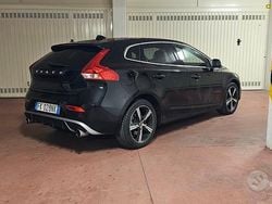 Usata 2017 Volvo V40 R-Design Tre volumi | 11.000 € (Buon prezzo)