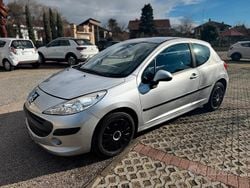 Grigio Usata 2008 Peugeot 207 Due volumi | 3000 € (Buon prezzo)